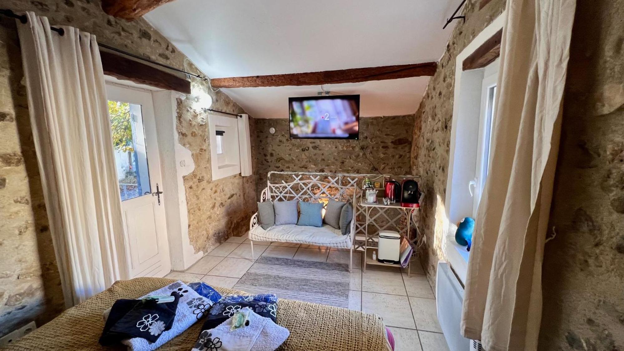 Chambre D'Hotes Lou Pataclet Charols Eksteriør billede